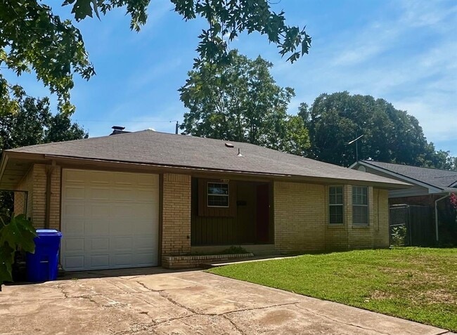 Photo - 949 Barkley Cir