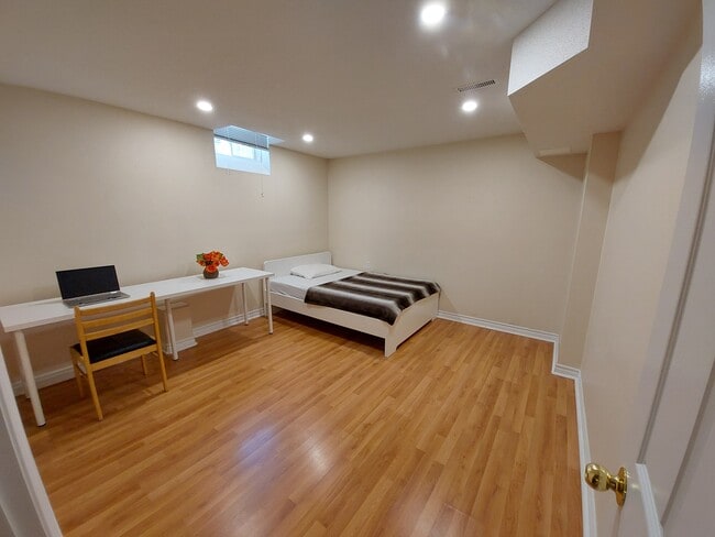 Building Photo - 1 Salt Creek Av