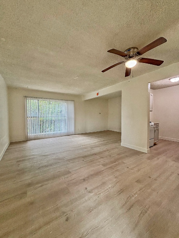 Photo - 219 S Lillie Ave Unit 5