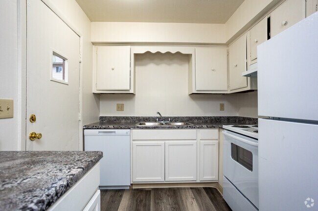2HAB, 1.5BA - 1,178 ft² - Chelsea Townhomes