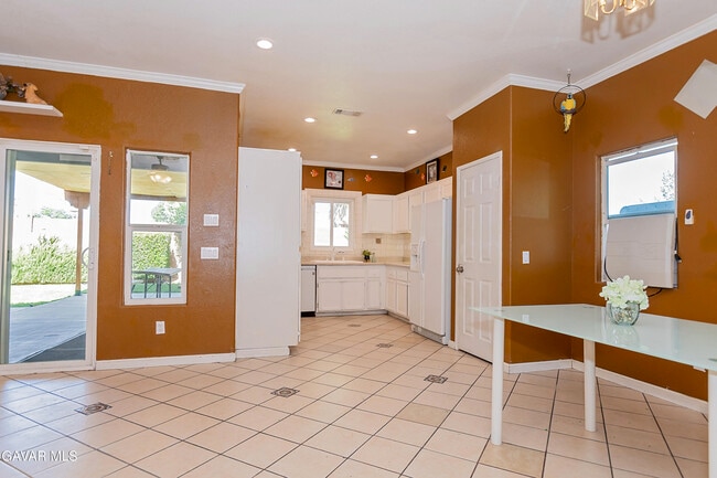 Photo - 43963 Glenraven Rd