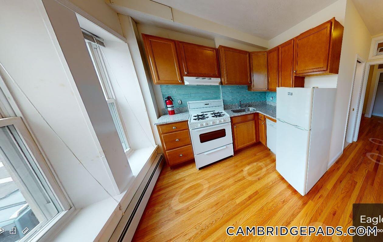 Photo - 1056 Cambridge St Apartment Unit 4F