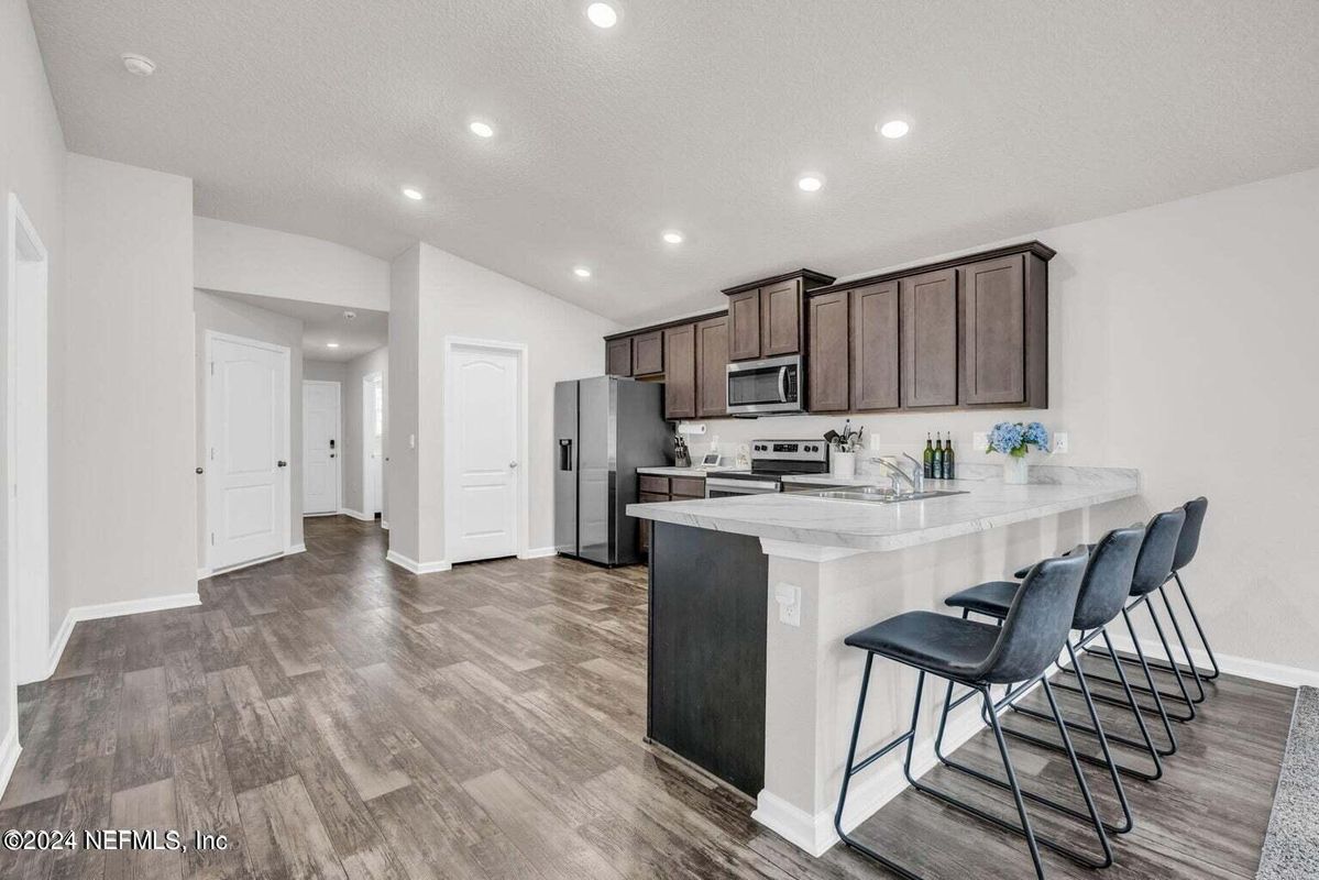 Photo - 2461 Oak Stream Dr