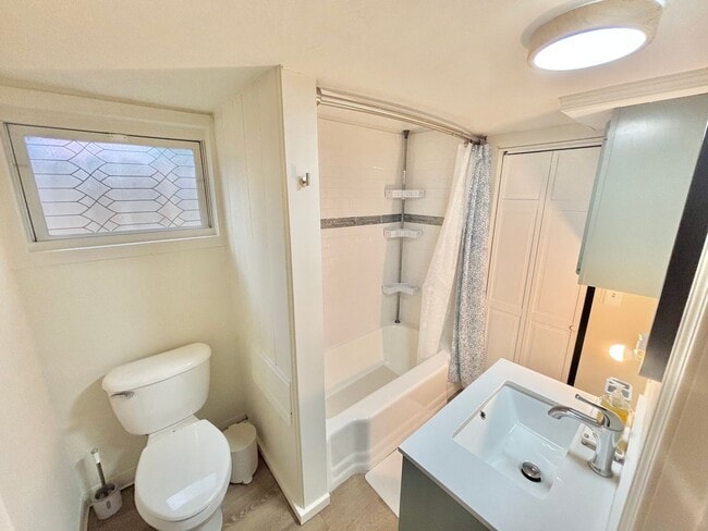 Photo - Furnished 2bd | Free internet 1 year!