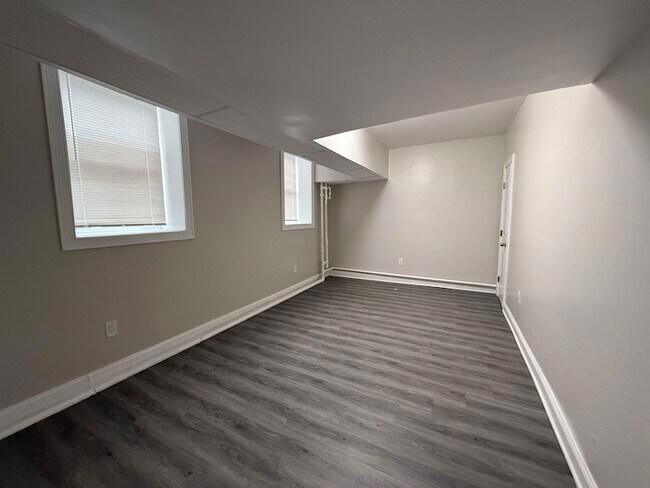 Photo - 546 Bergen Ave Unit B101