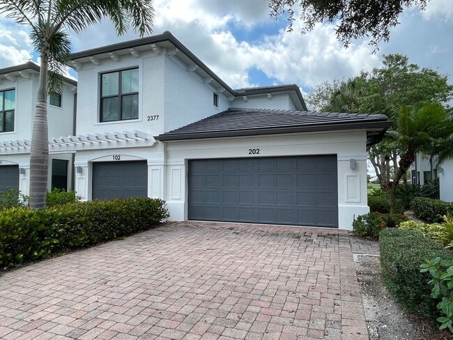 Photo - 2377 Ravenna Blvd Unit Seasonal