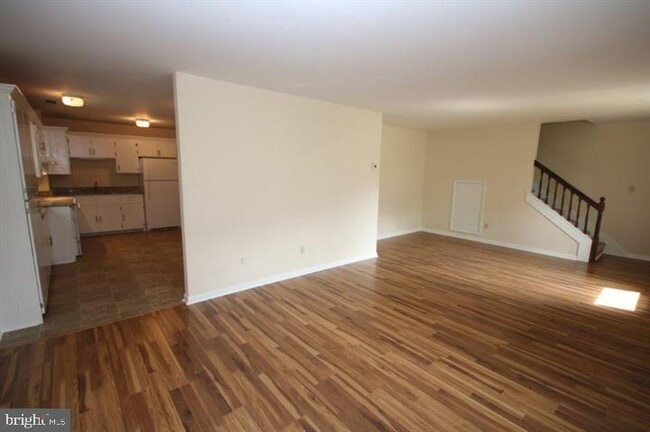 Photo - 3830 Seymour Dr