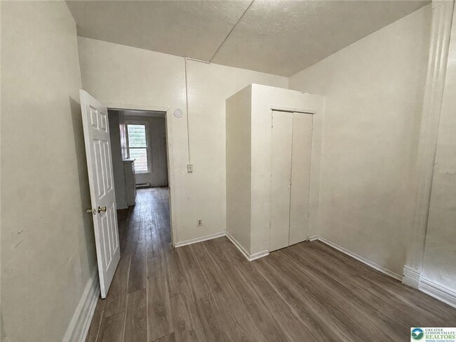 Photo - 518 Tilghman St Unit 1