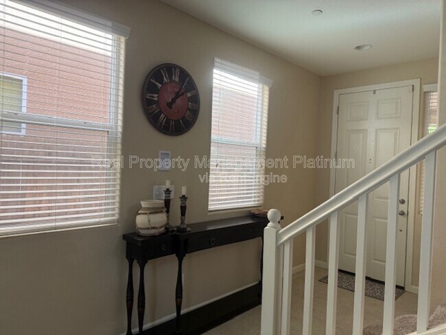 Photo - 1532 N Sanders Ave