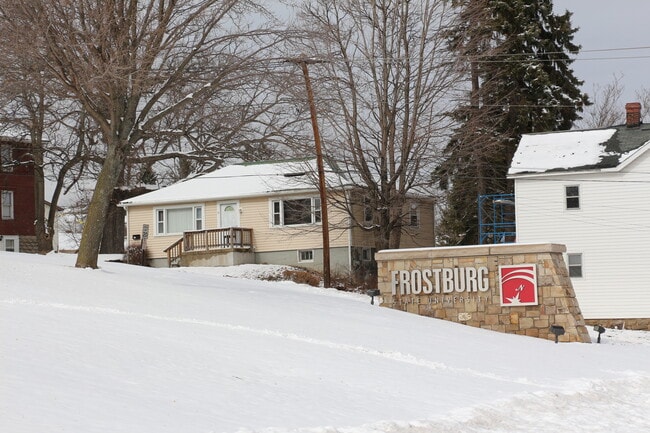 Building Photo - 72 E College Ave