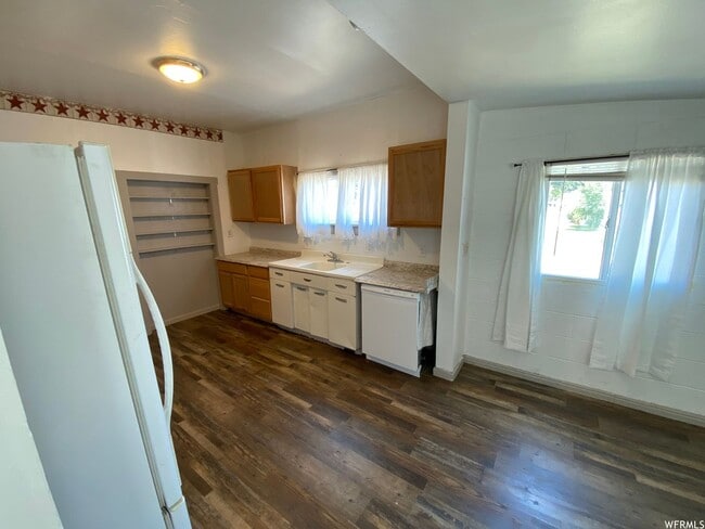 Photo - Spacious 4-Bedroom Rental with Basement and 4 Parking Spots in a Tranquil Neighborhood