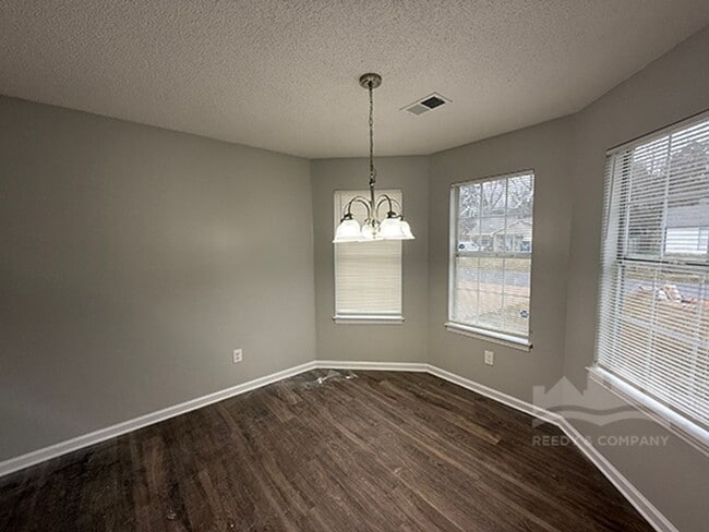 Photo - 5064 Bowdoin Dr