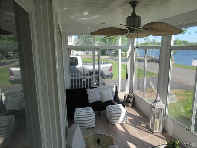 Photo - 28 E River Rd