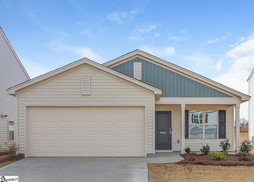 Photo - 529 Broadrum St