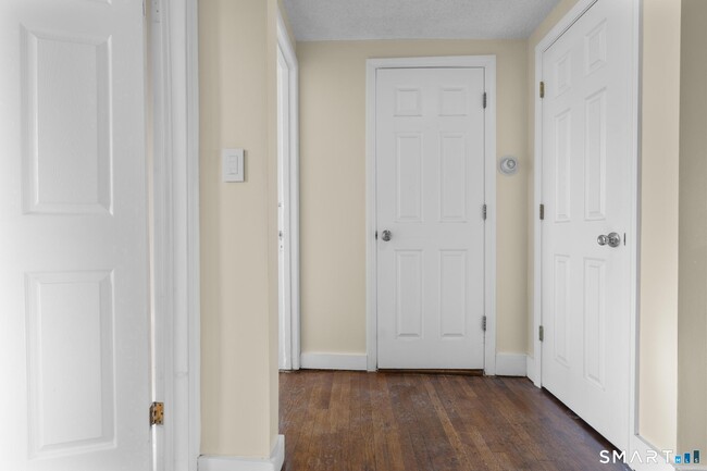 Photo - 101 Carlisle St