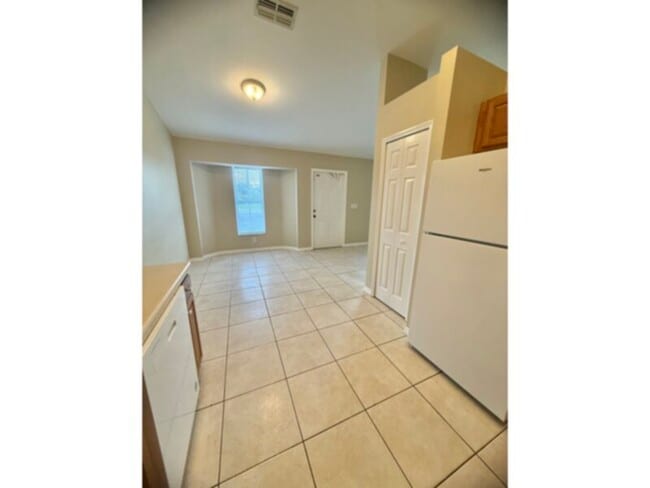 Photo - App.Fees Reimbursed AFTER Move-In! Available Mid-April! 2 Bed 2 Bath Located SE Cape Coral