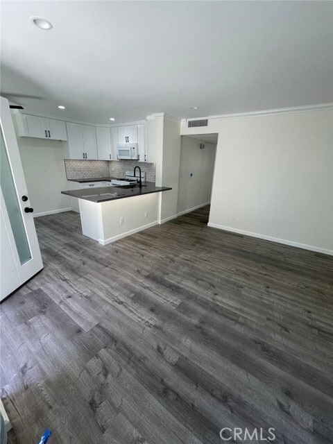 Photo - 5743 Klump Ave Unidad 3