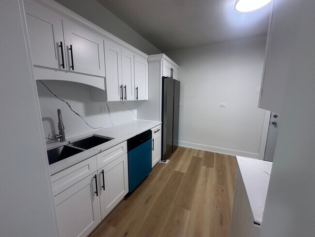 Photo - 5624 N Marmora Ave Unit 3