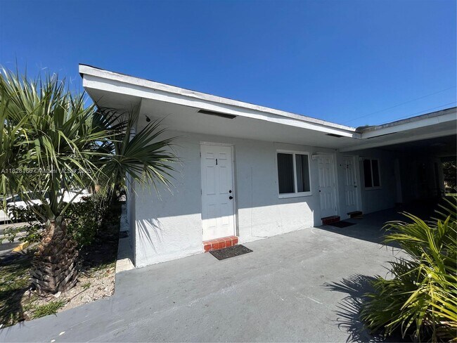 Photo - 5600 NW 15th St Apartamento Unidad 1