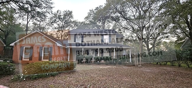 Photo - 211 Plantation Rd