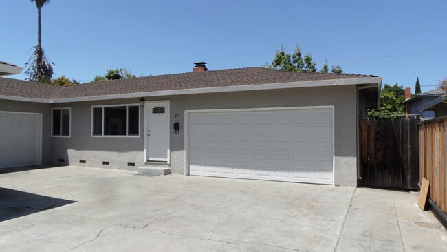 Building Photo - 1705 Foxworthy Ave Unit Foxworthy Rental