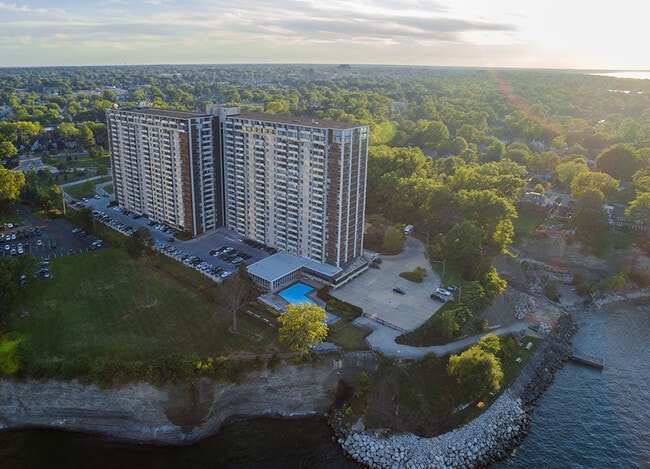 Building Photo - 12900 Lake Ave Unit 312