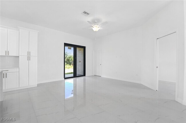 Photo - 2602 73rd St W