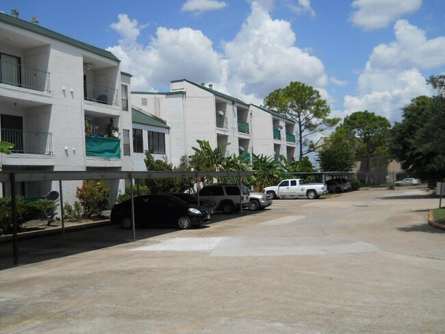 Photo - 2824 S Bartell Dr Condominio Unidad 13