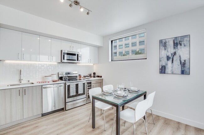 Photo - 601 Tennessee St Unit 205