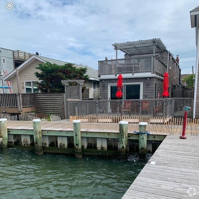 Building Photo - 317 Bay Walk Rental