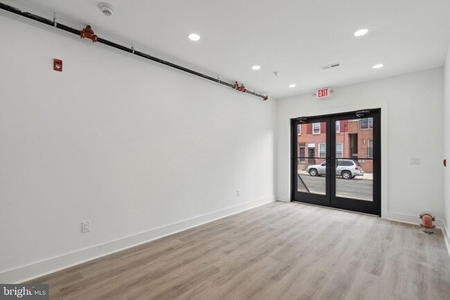 Photo - 528 W Berks St