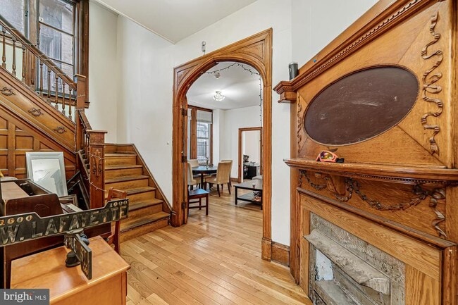 Building Photo - 4011 Pine St