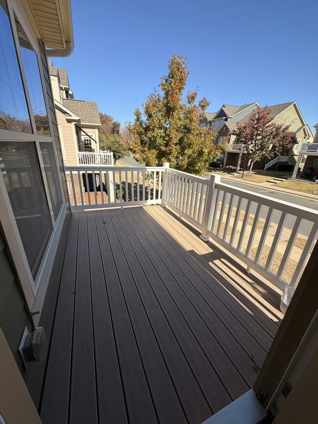 Photo - 6258 Cloverdale Dr