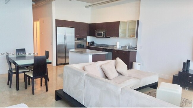 Photo - 3029 NE 188th St Unit 303