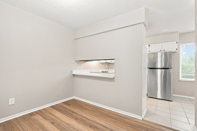 Photo - 3301 Kristin Ct Unit 3301 Kristin Court
