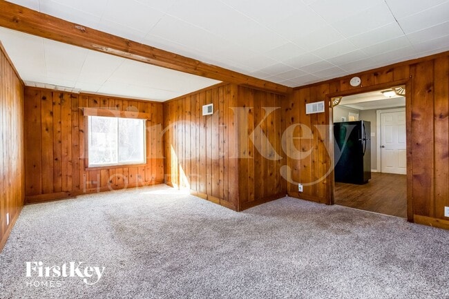 Photo - 530 Baldwin Ave