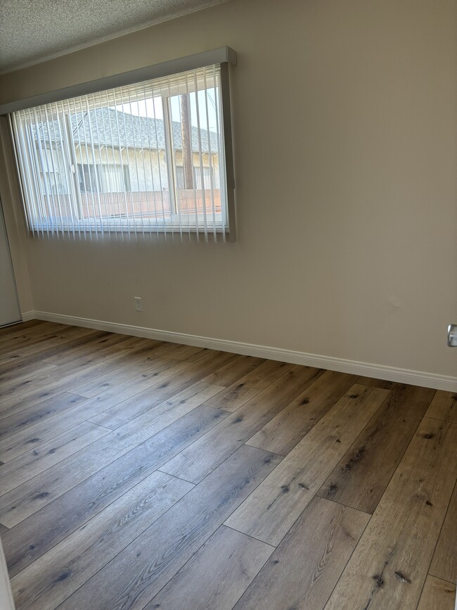 Cedar Apartments