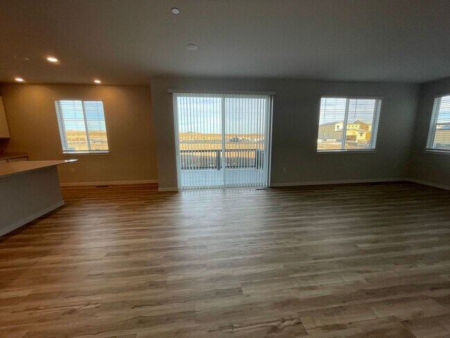 Photo - 1361 Brookfield Pl