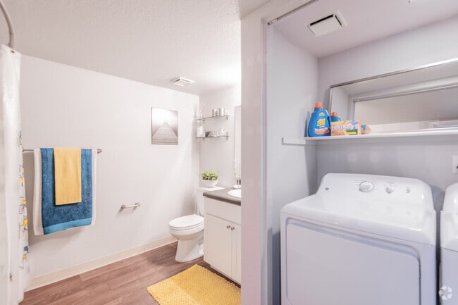 1BR, 1BA