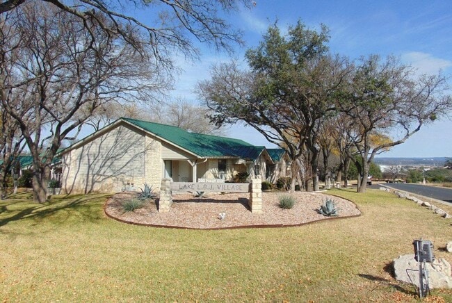 Building Photo - 300 Poker Chip Rental