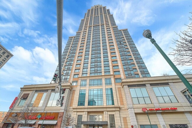 Photo - 175 Huguenot St Unidad 2108