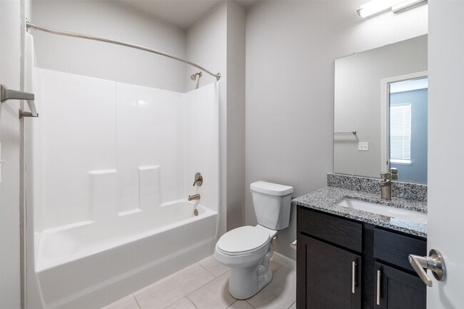 Photo - 823 N Ardenwood Dr