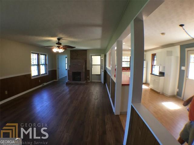 Photo - 182 Moore Rd