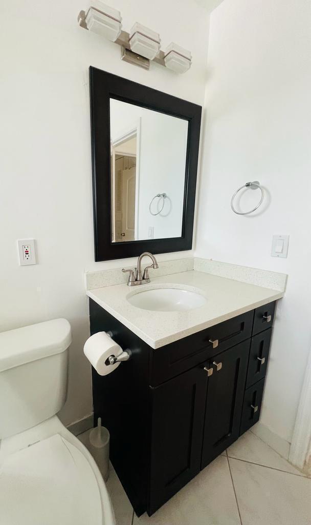 Photo - 2665 Dudley Dr W