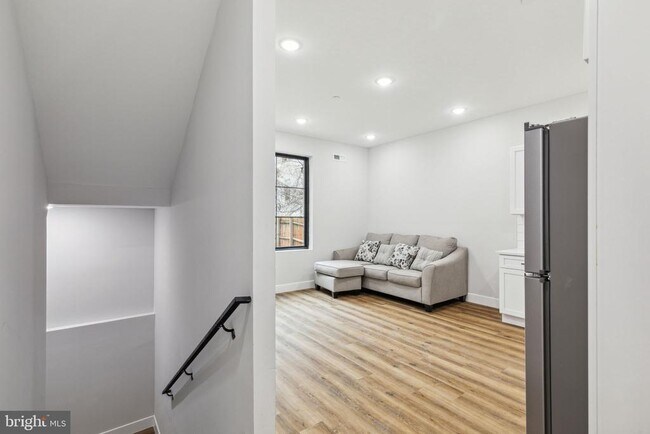 Photo - 1840 N Gratz St