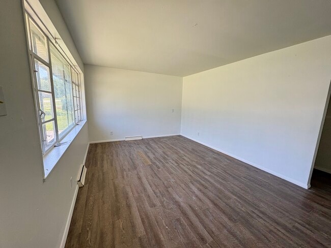 Photo - 5547 Holborn Dr