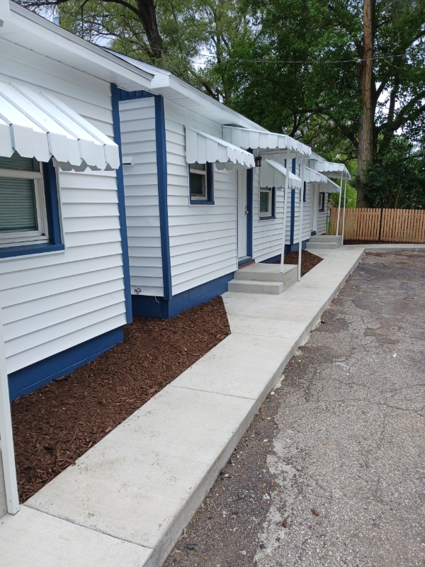 Photo - 110 W Willow Dr Unit F