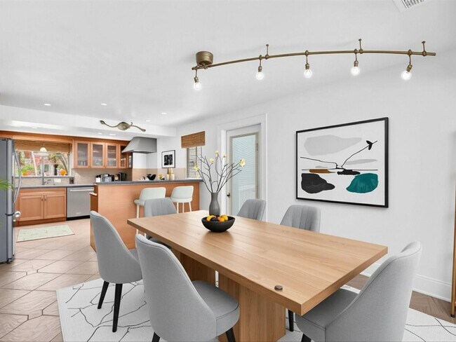 Photo - 2507 Okeechobee Ln