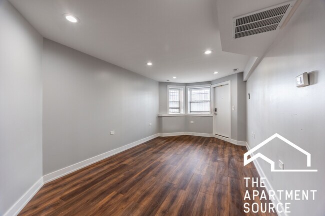 Photo - 3328 W Congress Pky Unidad G