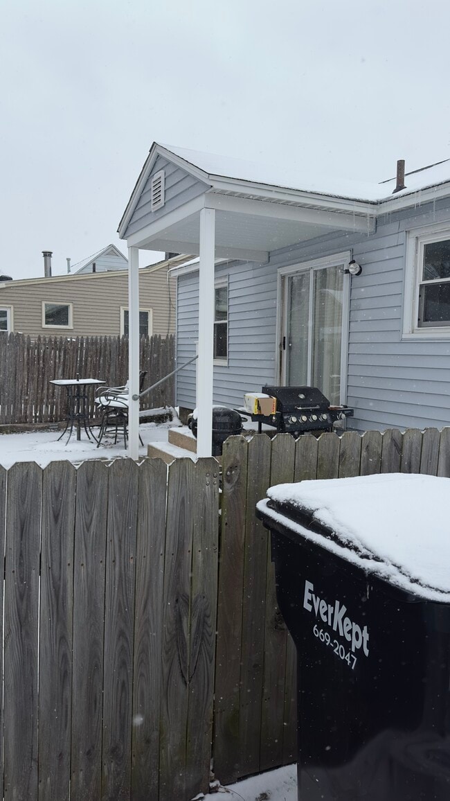 Photo - 4511 Madison Ave SE